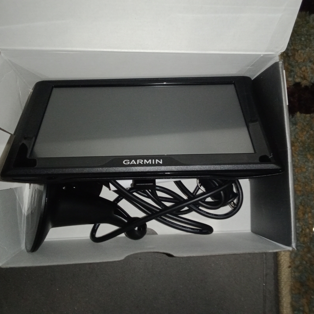 Garmin Drive NEW w BOX